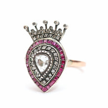 Laden Sie das Bild in den Galerie-Viewer, 12k Diamond Ruby Crowned Heart Ring
