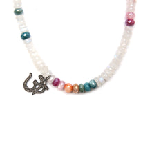 Charger l&#39;image dans la galerie, Diamond Moonstone Om Necklace
