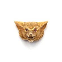 Laden Sie das Bild in den Galerie-Viewer, 9k Victorian Fox Face Brooch
