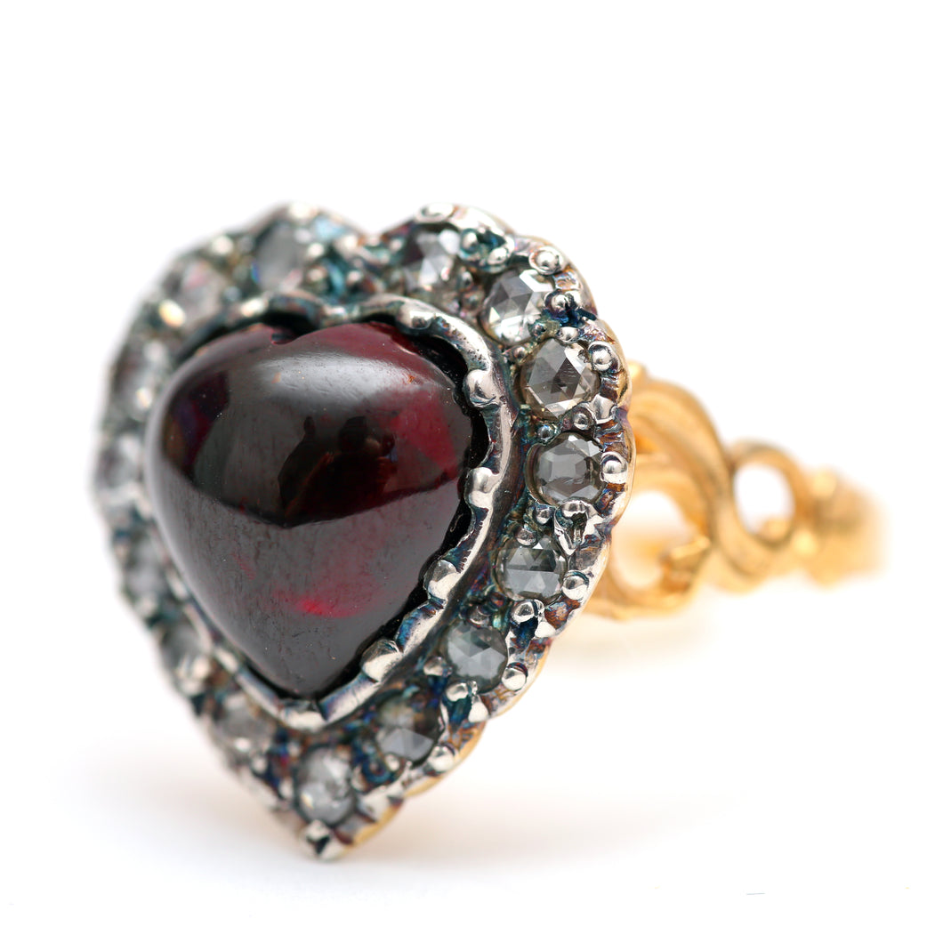15k Garnet Diamond Heart Ring