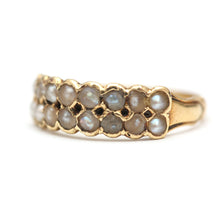 Carica l&#39;immagine nel visualizzatore di Gallery, 15k Double Row Seed Pearl Half Hoop
