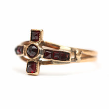 Load image into Gallery viewer, 15k Antique Garnet Ring
