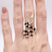 將圖片載入圖庫檢視器 14k Enamel Snake Ring

