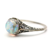 Carica l&#39;immagine nel visualizzatore di Gallery, 14k Floating Opal Ring
