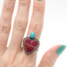 Carica l&#39;immagine nel visualizzatore di Gallery, Federico Jimenez Flaming Heart Ring
