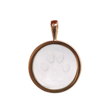 Carica l&#39;immagine nel visualizzatore di Gallery, 14k Paw Intaglio Pendant
