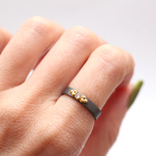 画像をギャラリービューアに読み込む, Two-toned Diamond Ring
