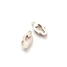 画像をギャラリービューアに読み込む, Teeny Sterling Diamond Skull Pendant
