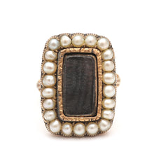 Charger l&#39;image dans la galerie, 9k Georgian Mourning Locket Ring
