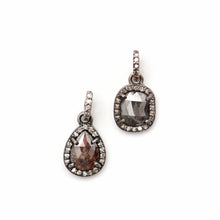 Carica l&#39;immagine nel visualizzatore di Gallery, Rustic Diamond Pendant

