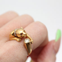 Carica l&#39;immagine nel visualizzatore di Gallery, 18k Diamond Panther Ring
