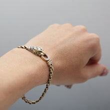 將圖片載入圖庫檢視器 14k Diamond Emerald Leopard Bracelet
