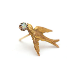 Carica l&#39;immagine nel visualizzatore di Gallery, Victorian Opal Swallow Stud Earring
