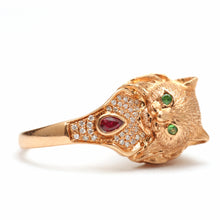 Laden Sie das Bild in den Galerie-Viewer, 18k Fancy Cat Ring
