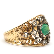 Laden Sie das Bild in den Galerie-Viewer, Emerald Rose Cut Diamond Ring
