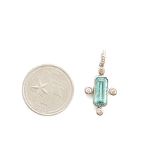 將圖片載入圖庫檢視器 Diamond Kyanite Pendant
