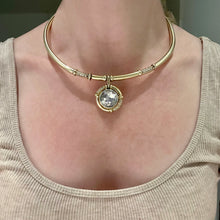 Laden Sie das Bild in den Galerie-Viewer, 18k MASSIVE Rose Cut Diamond Collar
