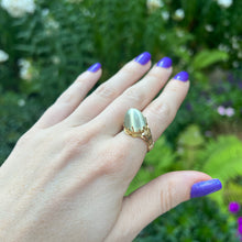 將圖片載入圖庫檢視器 18k Moonstone Bullet Ring
