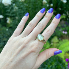 將圖片載入圖庫檢視器 18k Moonstone Bullet Ring
