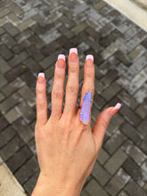 Laden Sie das Bild in den Galerie-Viewer, 14k Diamond Lilac Pipe Opal Ring
