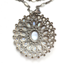 將圖片載入圖庫檢視器 Moonstone Diamond Necklace
