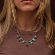 Laden Sie das Bild in den Galerie-Viewer, Federico Jimenez Turquoise Necklace
