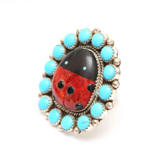 Laden Sie das Bild in den Galerie-Viewer, Zuni Sterling Turquoise Coral Ladybug Ring
