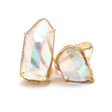 Carica l&#39;immagine nel visualizzatore di Gallery, 14k Angel Aura Quartz Crystal Rings
