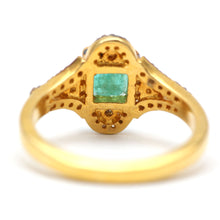 Laden Sie das Bild in den Galerie-Viewer, Diamond Emerald Rings

