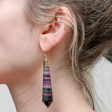 Laden Sie das Bild in den Galerie-Viewer, 14k Banded Fluorite Earrings
