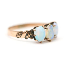 Load image into Gallery viewer, 9k Victorian Opal Trilogy Ring
