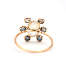 將圖片載入圖庫檢視器 SOLD TO J***18k Moonstone Diamond Ring
