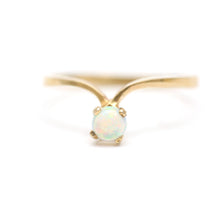 Load image into Gallery viewer, 14k Opal Chevron Ring
