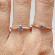 將圖片載入圖庫檢視器 Sterling Tanzanite Rings
