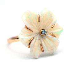 Load image into Gallery viewer, 14k Carved Australian Opal Flower Ring
