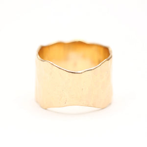 14k Freeform Hammered Band