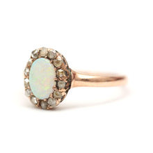 Charger l&#39;image dans la galerie, 14k Victorian Opal Diamond Halo Ring- Oval
