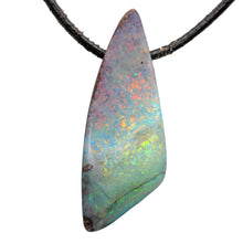 Laden Sie das Bild in den Galerie-Viewer, Boulder Opal Necklace

