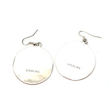 將圖片載入圖庫檢視器 Zuni Sterling inlay Bird Earrings

