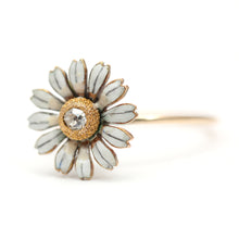 Load image into Gallery viewer, 14k Diamond Daisy Ring
