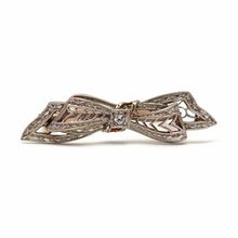 Laden Sie das Bild in den Galerie-Viewer, 14k Art Deco Diamond Bow Ring
