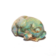 Charger l&#39;image dans la galerie, 50.5ct Opal Dog Carving

