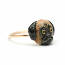 Laden Sie das Bild in den Galerie-Viewer, 14k Antique Pug Ring
