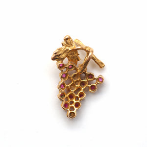 18k Ruby Grape Bunch