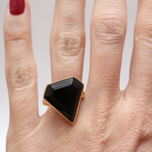 將圖片載入圖庫檢視器 14k Large Onyx Kite Ring
