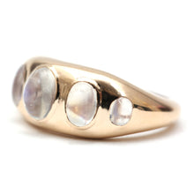 Carica l'immagine nel visualizzatore di Gallery, 14k Moonstone Gypsy Ring- Oval
