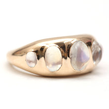 Carica l'immagine nel visualizzatore di Gallery, 14k Moonstone Gypsy Ring- Oval
