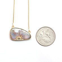 Laden Sie das Bild in den Galerie-Viewer, 14k Opal Sunrise Necklace
