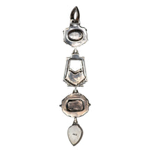 Laden Sie das Bild in den Galerie-Viewer, Enamel Opal Totem Pendant
