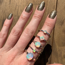画像をギャラリービューアに読み込む, Sterling Silver Opal Rings
